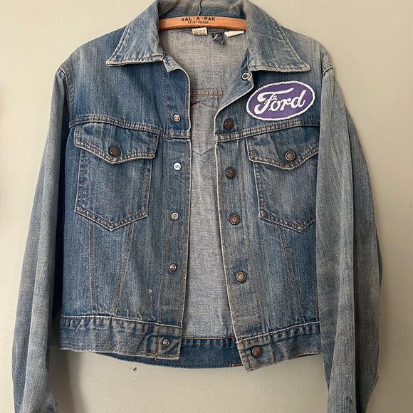 Jackets & Blazers - Vintage jean jacket